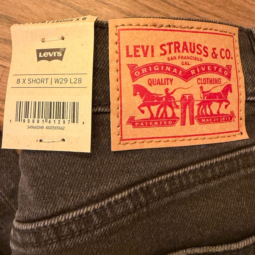 NWT Levi's Women's Wedgie Straight Leg Jeans 29S/8S - Picture 5 of 12